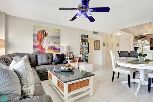 Building Photo - 133 N Pompano Beach Blvd