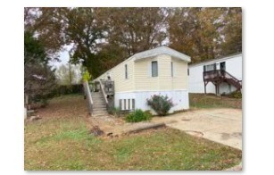 Building Photo - 201 Autumn Leaf Ln