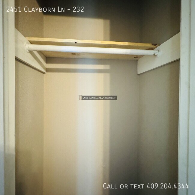 Building Photo - 2451 Clayborn