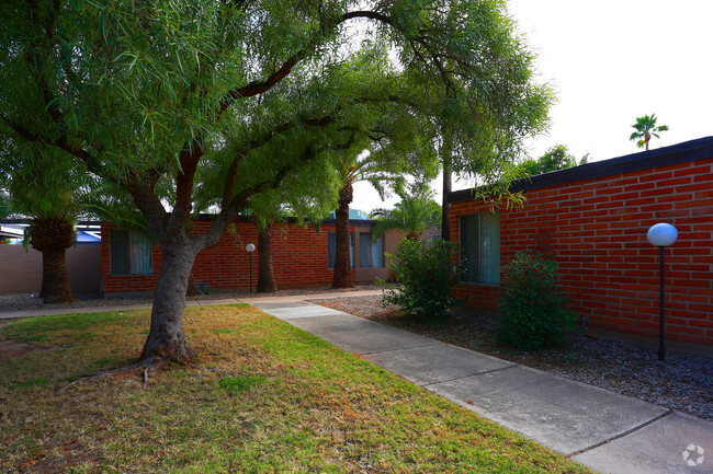 Building Photo - Century Park Apartments