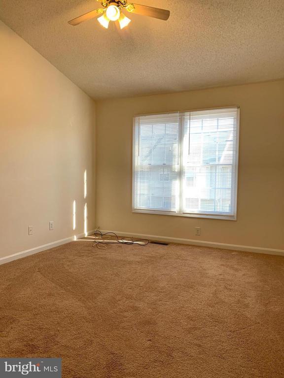 Building Photo - 507 Falkirk Ct