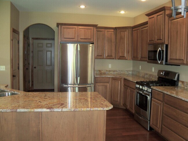 Building Photo - 2715 Westfork Ln