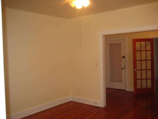 Building Photo - 1215 Colley Ave