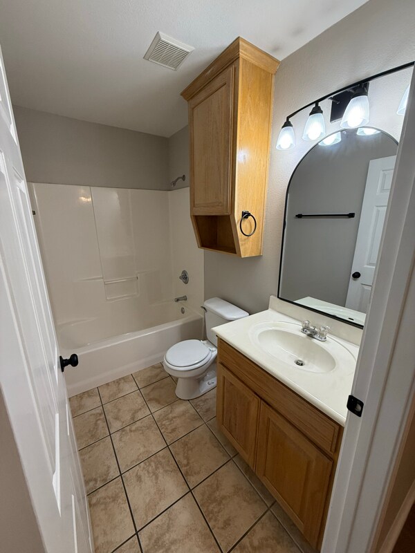 Building Photo - 112 S Madison Ave