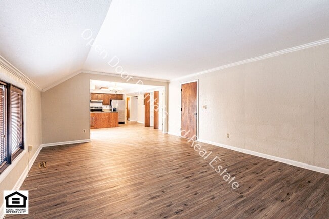 Building Photo - 10512 Brandywine Dr