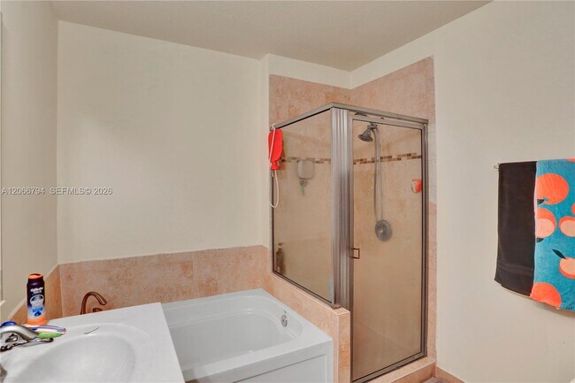 Building Photo - 12600 SW 50th Ct