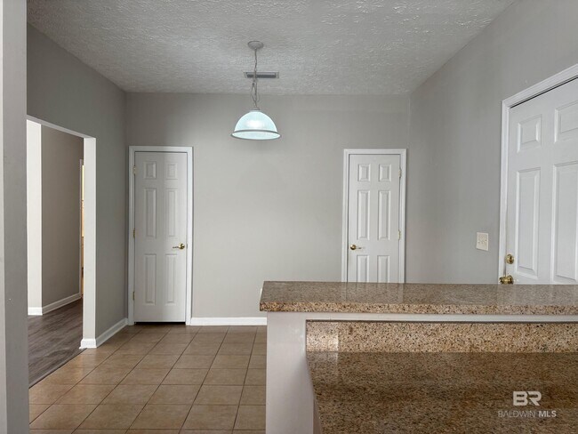 Building Photo - 1305 Dominoe Trail