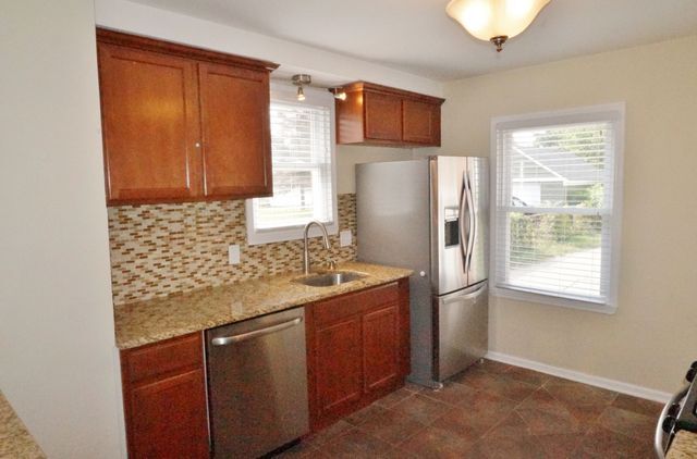 Building Photo - 301 N Edgeworth Ave