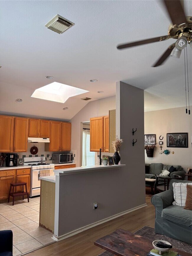 Building Photo - 14901 Sand Dollar Ct
