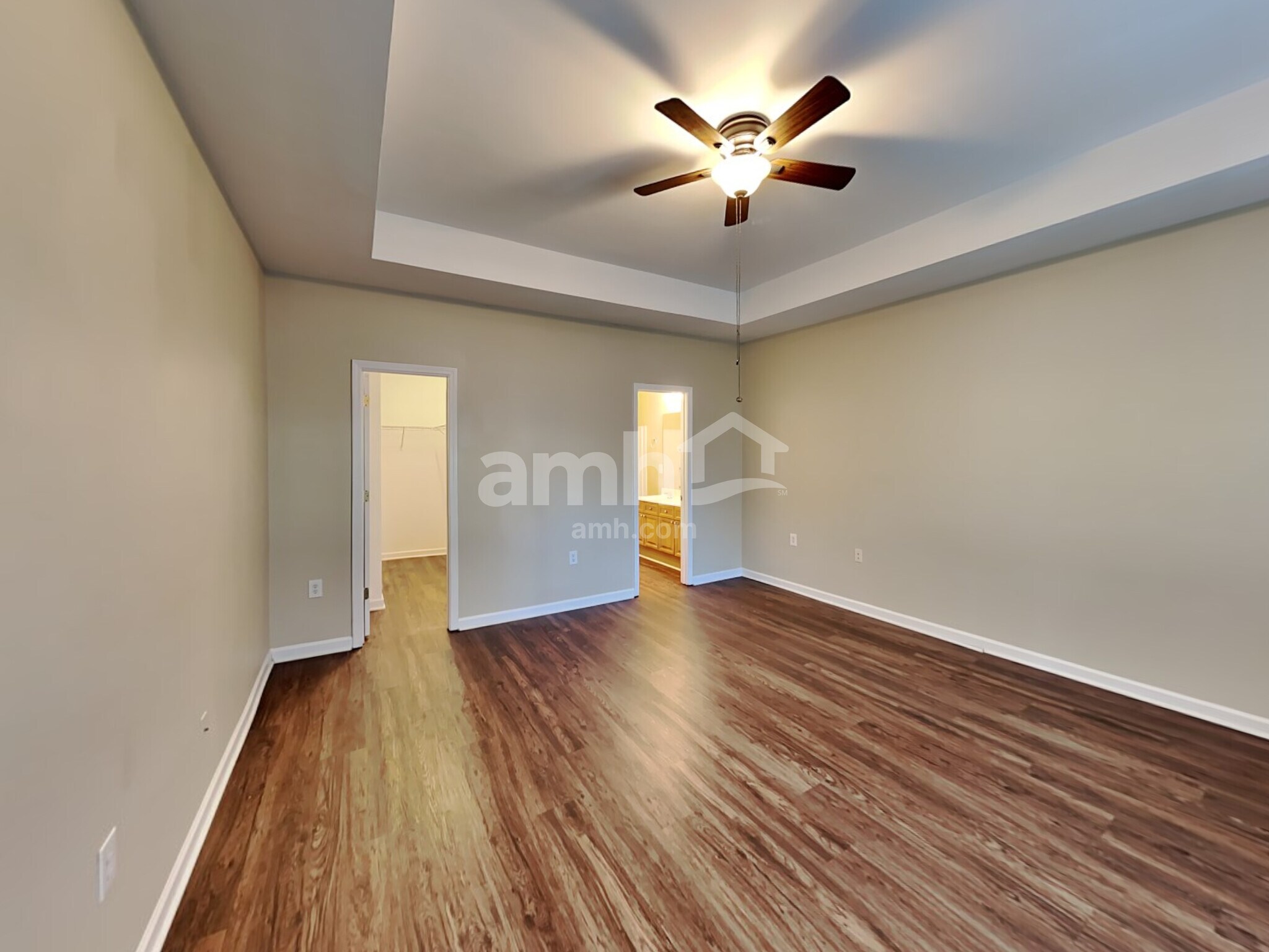 Building Photo - 2341 Suwanee Pointe Dr