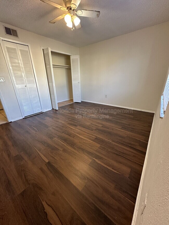 Building Photo - 2707 Hunt Club Ln