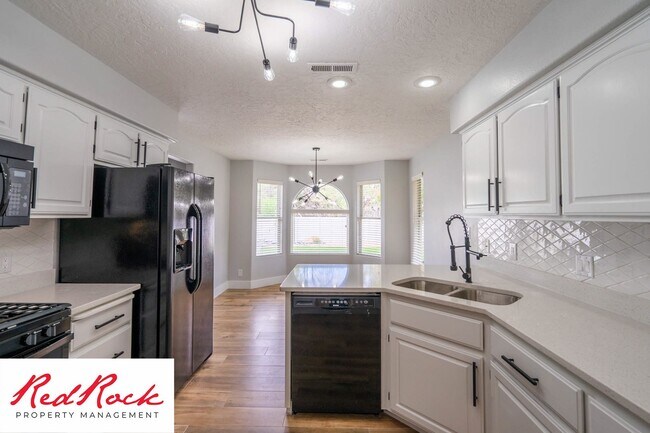 Building Photo - 3 Bedroom Home With 2 Car Garage In St. George