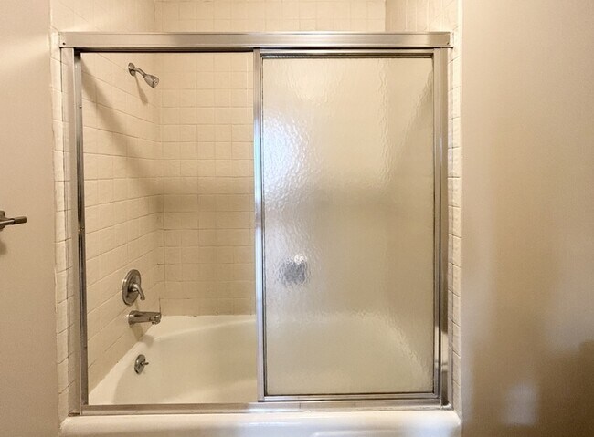 Building Photo - 1201 E 5600 S