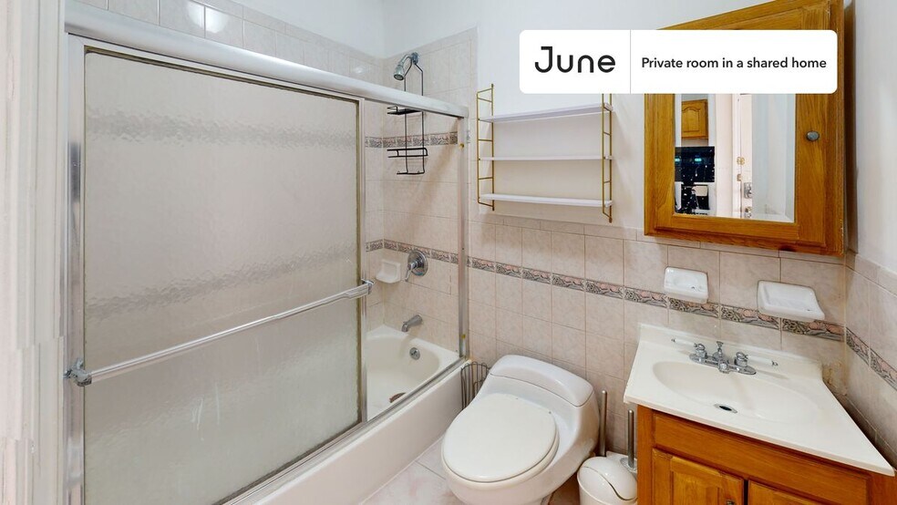Building Photo - Private bedroom in 2 bed/2 bath Home