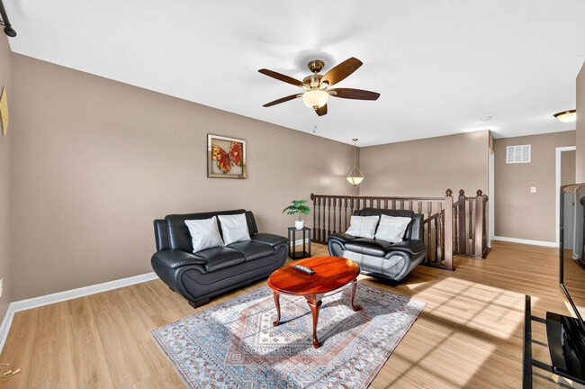 Building Photo - 1961 Creek Bank Dr