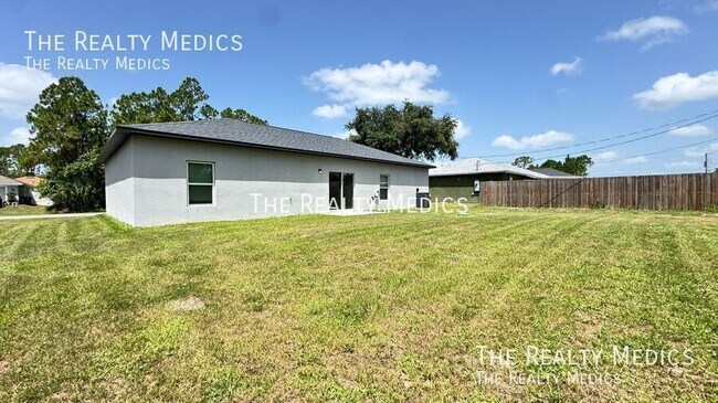Building Photo - 2613 Tolman Ave SE