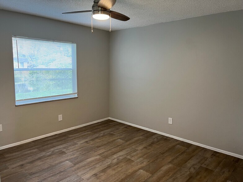 Building Photo - 1 Bed/1 Bath - Unit C1