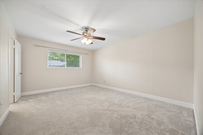 Building Photo - 12427 Brandywyne Dr
