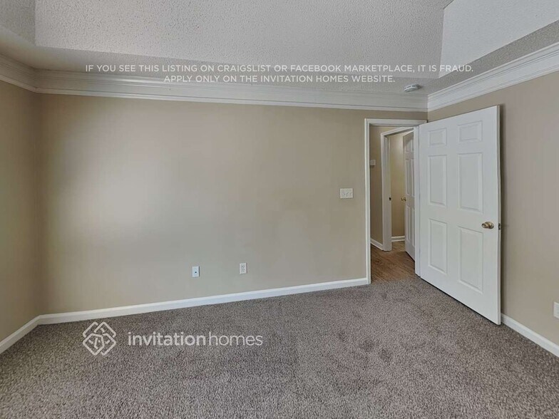 Building Photo - 5773 River Side Walk