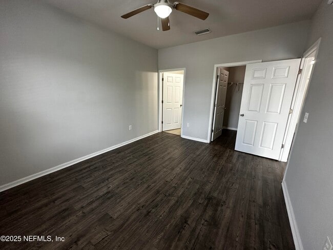 Building Photo - 4917 Key Lime Dr