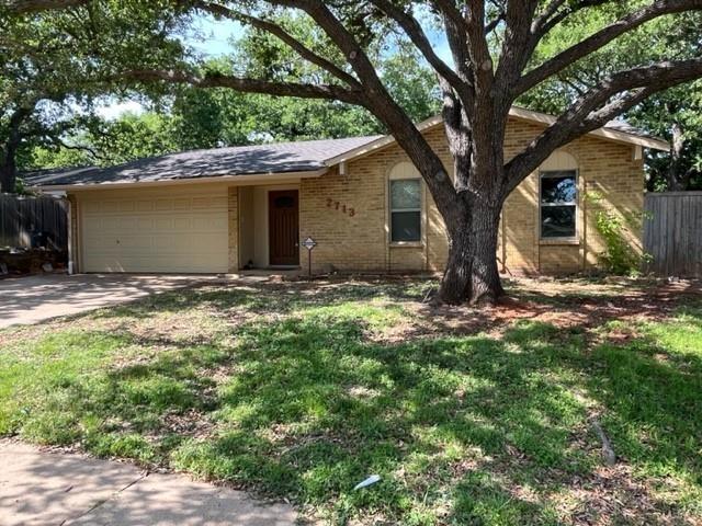Primary Photo - 2713 Scenic Hills Dr