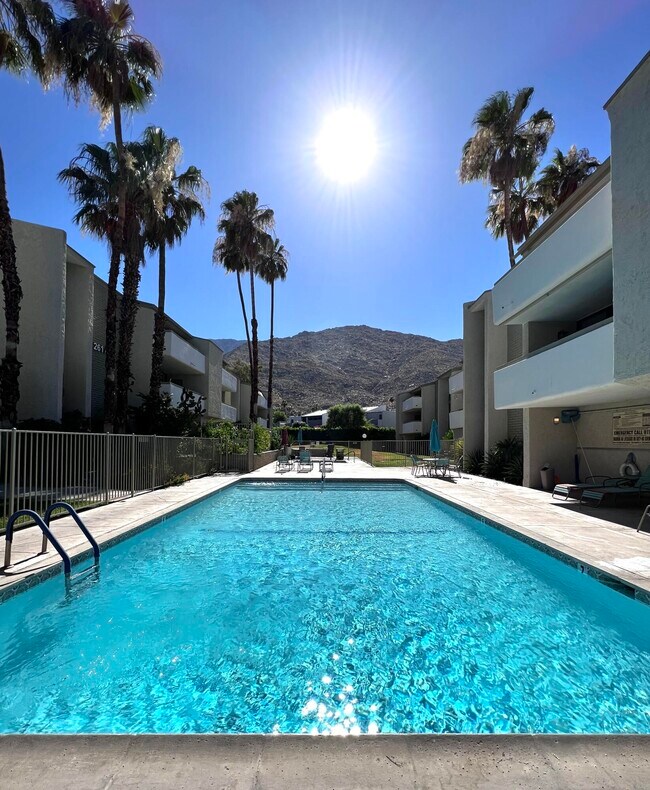 Building Photo - 251 E La Verne Way