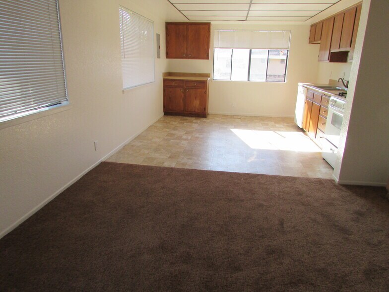 Building Photo - 5271 Bishop St