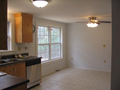 Building Photo - 1144 Canyon Bend