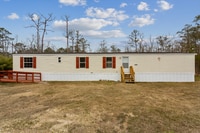 Building Photo - 23481 Redwood Dr