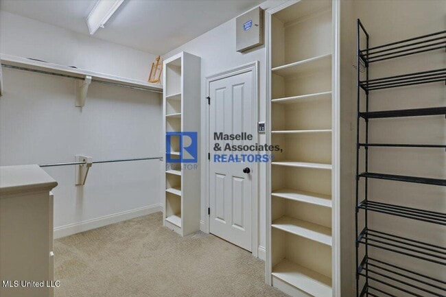 Building Photo - 4 Bed/3 Bath Home in Clinton in Copper Creek