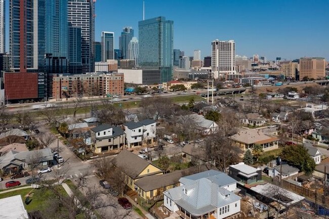 Building Photo - 81 San Marcos St