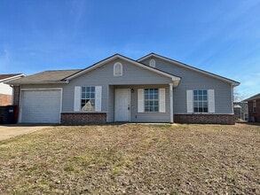 Building Photo - "Charming 3-Bedroom Home in Van Buren with Spacious Living - 1176 Sq. Ft.!"