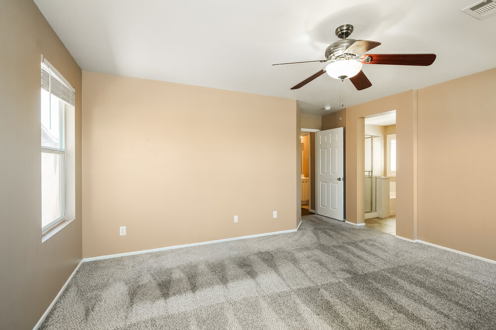 Building Photo - 9434 W Blooming Grove Ave