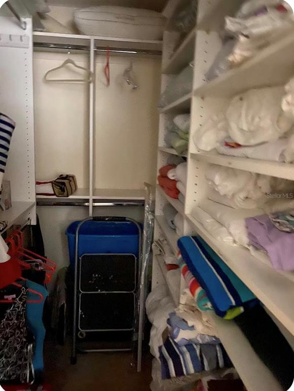 Building Photo - 1125 Pinellas Bayway S