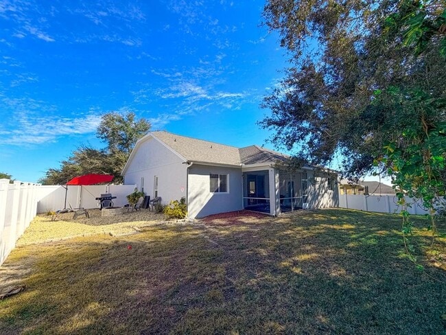 Building Photo - 3837 Fallscrest Cir