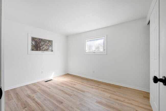 Building Photo - COMING SOON! Updated 3-Bedroom House