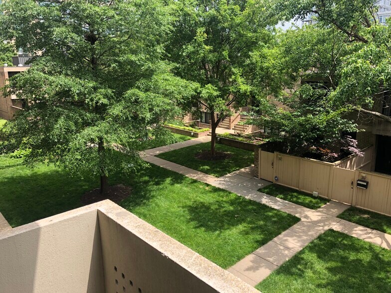 Patio view into courtyard - 300 M St SW