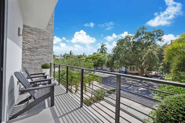 Building Photo - 106 NE 16th Terrace