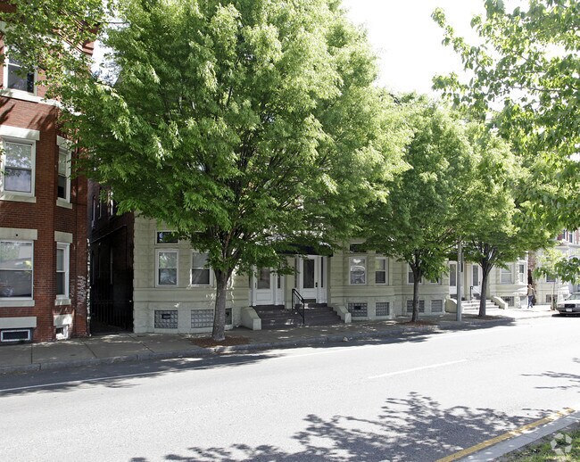 Building Photo - 77 Brighton Ave