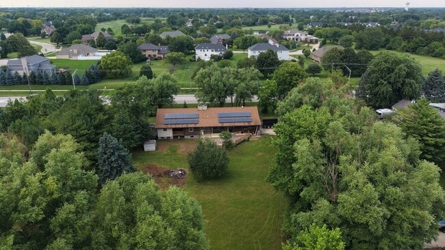 Building Photo - 11110 Highland Dr