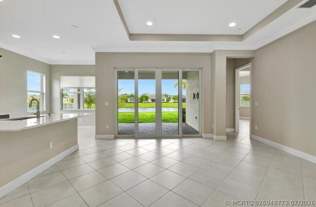 Building Photo - 15684 Goldfinch Cir
