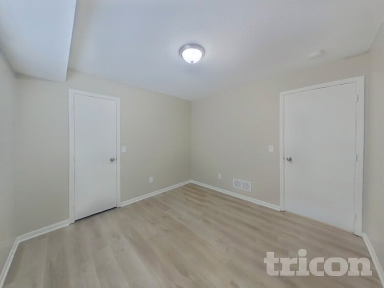 Building Photo - 14098 Yosemite Ave S