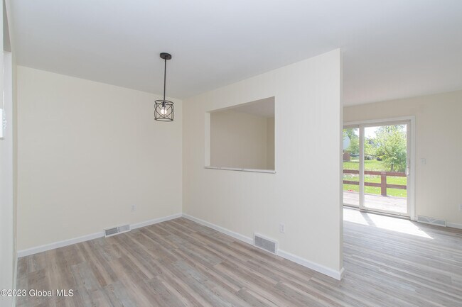 Building Photo - 276 Old Loudon Rd