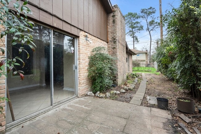 Building Photo - 706 Shenandoah Dr