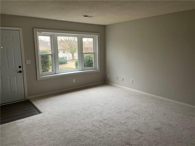 Building Photo - 241 High Creek Dr
