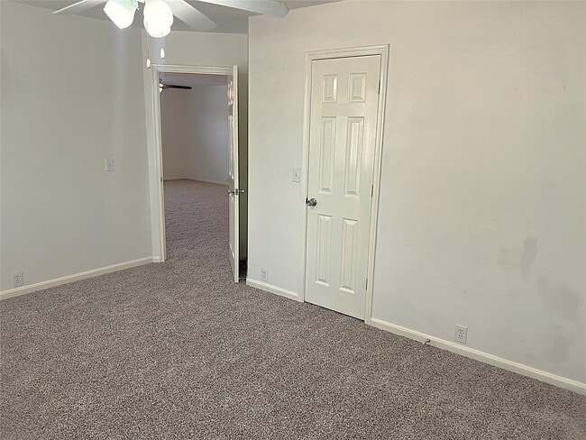 Building Photo - 4714 Glencastle Ct