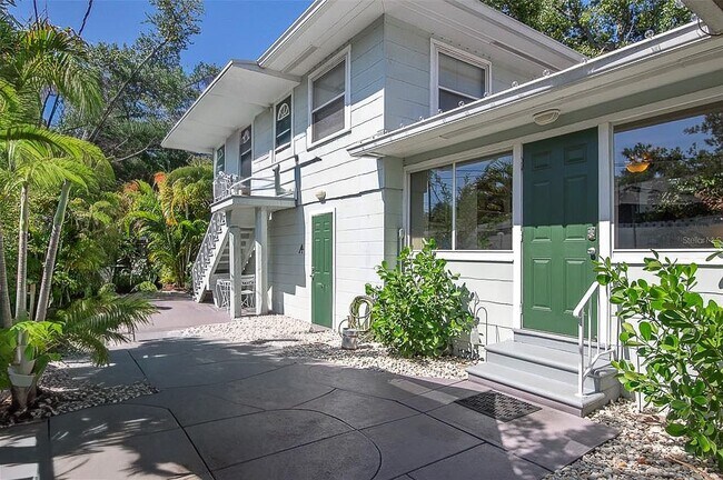 Building Photo - 3016 3rd Ave N