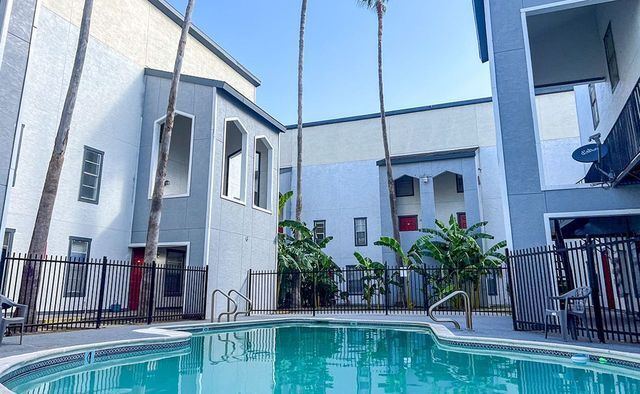 Building Photo - Willow Ridge Apartments