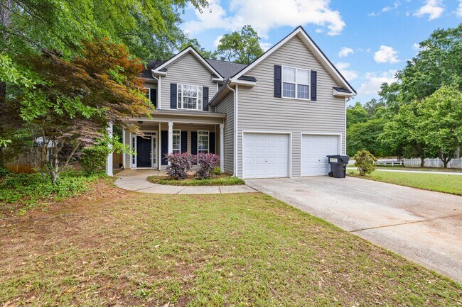 Building Photo - 4BR Home with Screened Porch Walkable to Downtown Senoia