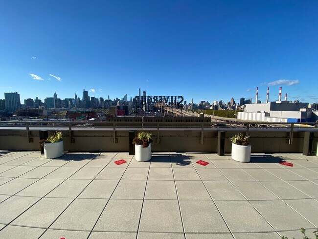 Building Photo - 4220 24th St